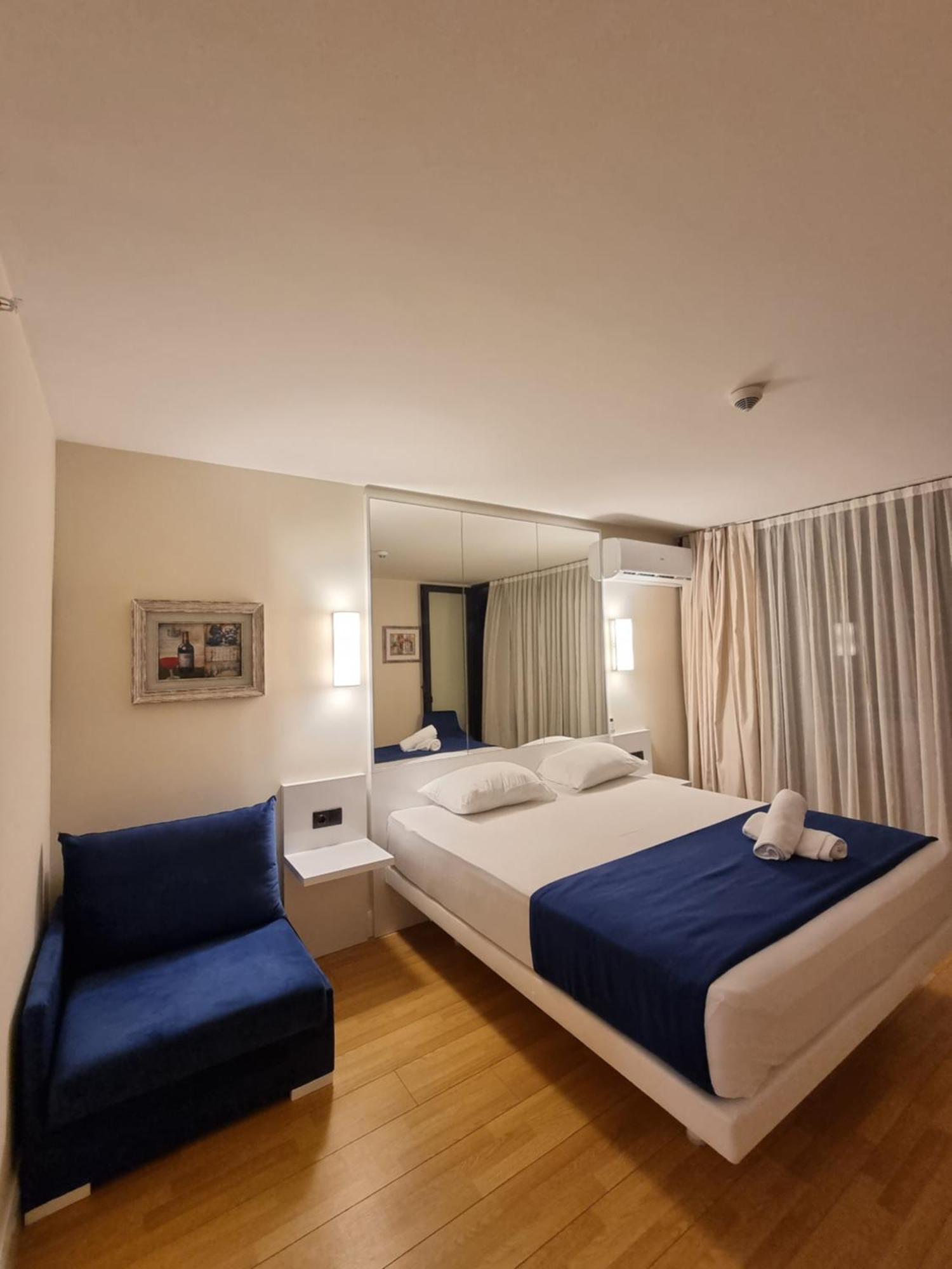 Orbi City Batumi Star Aparthotel Exteriör bild